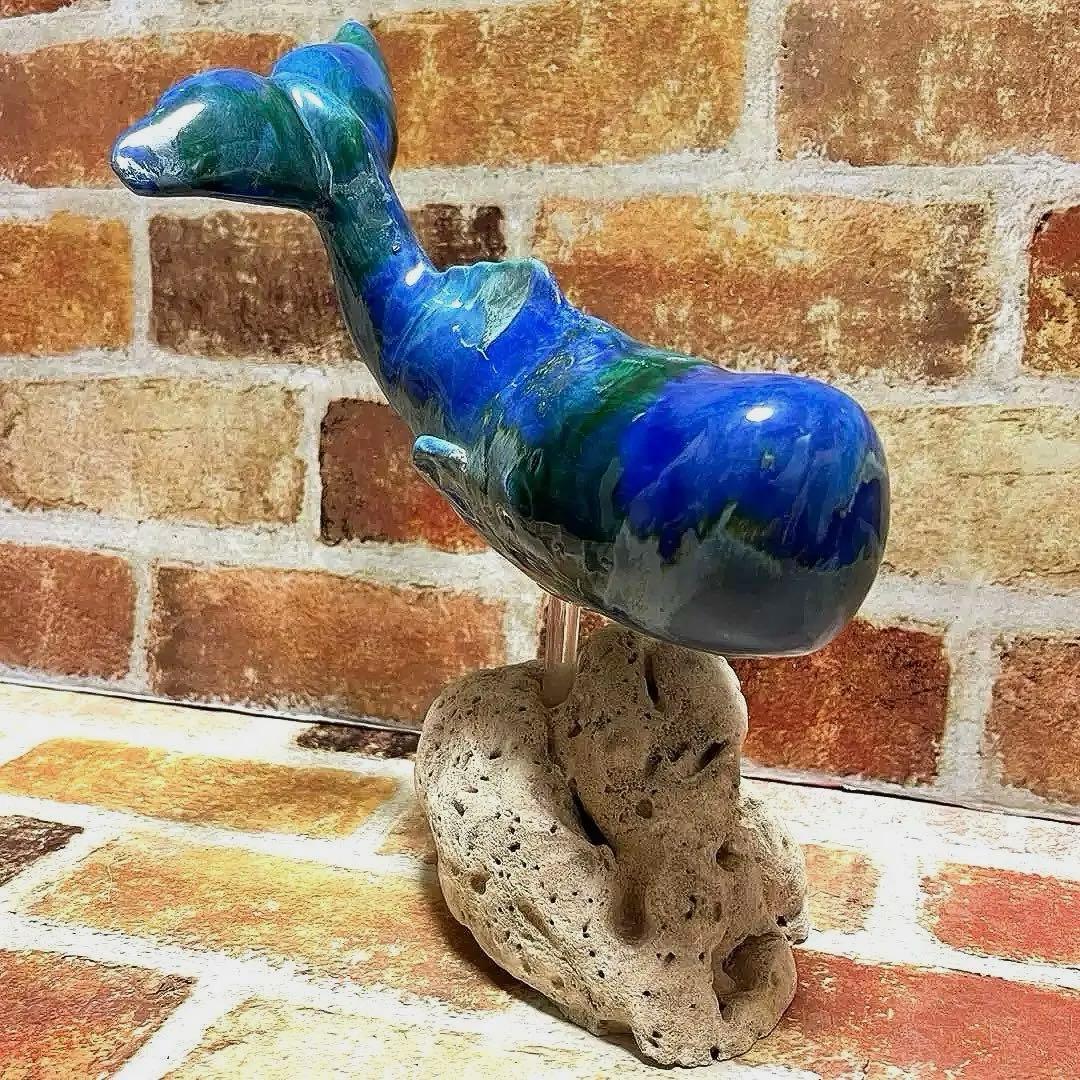 ハワイマウイ島クジラ置物