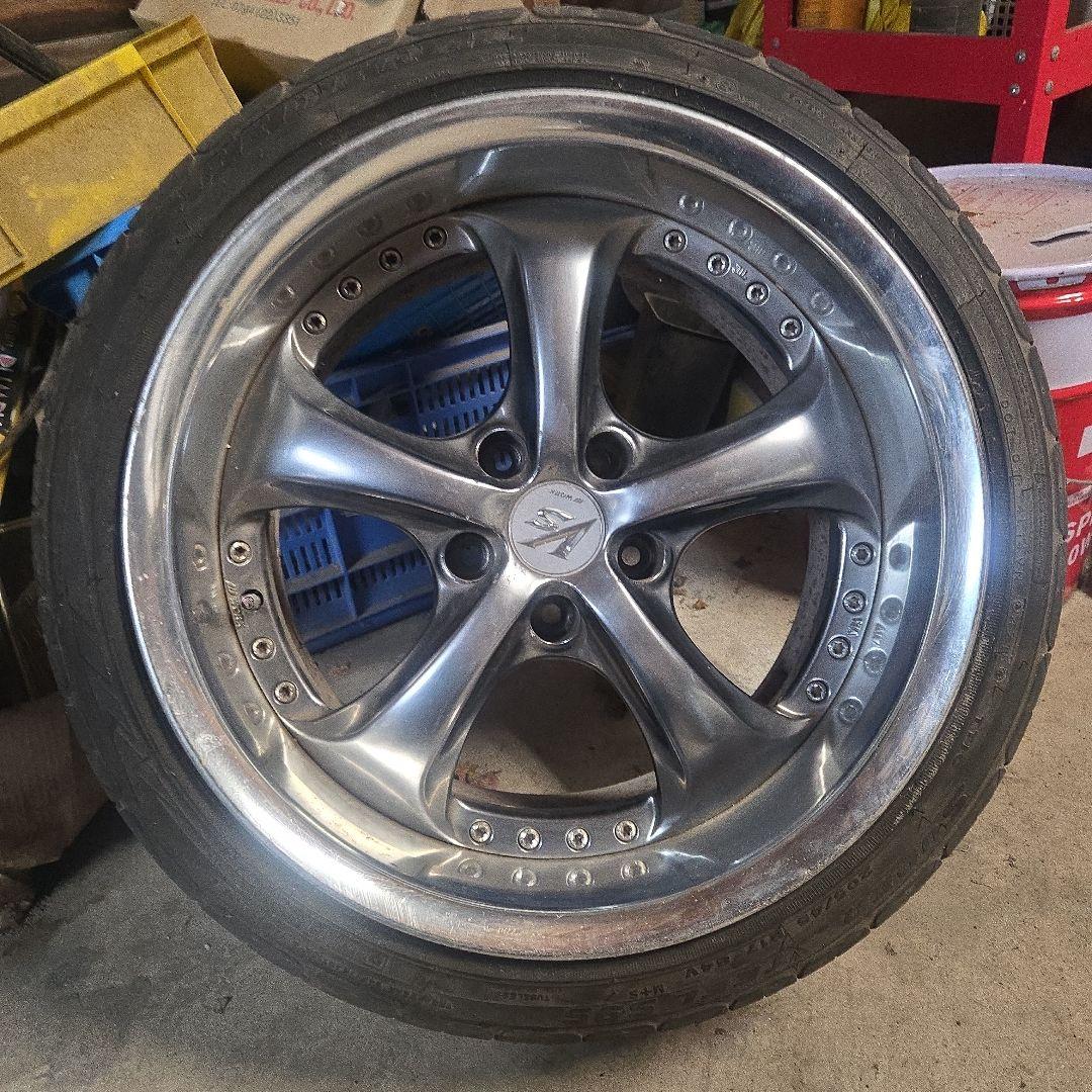 １７インチ　vskf 旧