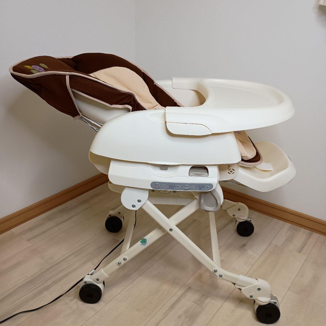 美品 Combi コンビ 電動ハイローチェア ルシエス