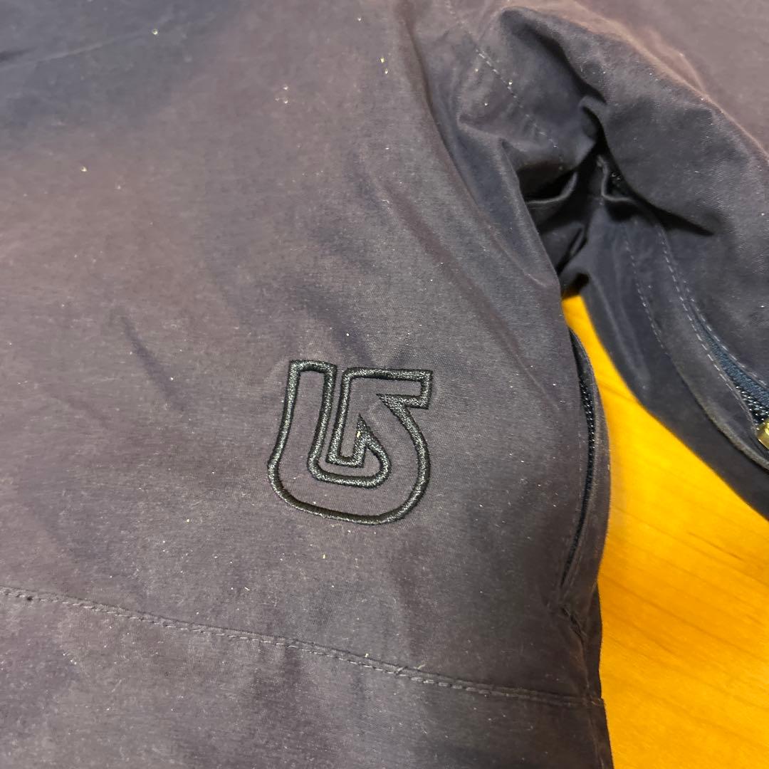 値下げ　バートン　キッズM ファー付きスノーボードウェア 上下セット　140cm