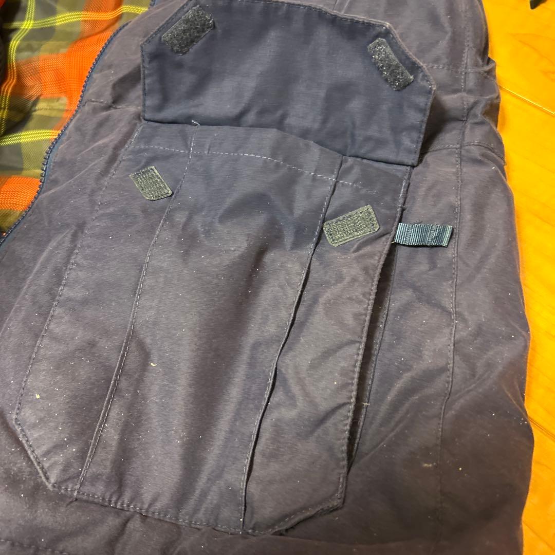 値下げ　バートン　キッズM ファー付きスノーボードウェア 上下セット　140cm