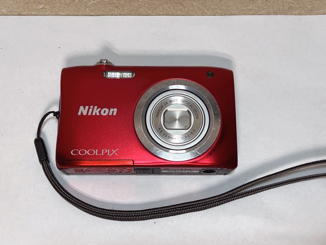 NIKON COOLPIX A100 デジタルカメラ レッド