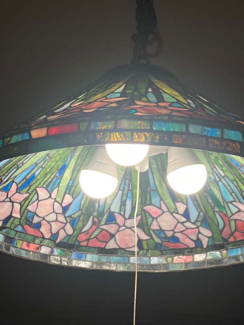 巨大な20インチ　水仙　ティファニー　吊り下げペンダントライト 3灯