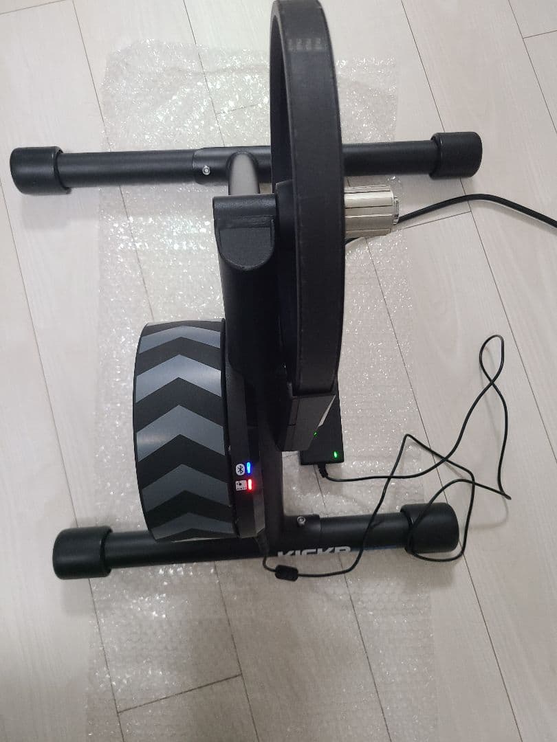 Wahoo Kickr 固定ローラー　ant+ドングル付属