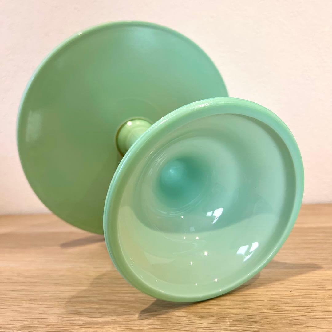 モッサーグラス　ケーキスタンド　ミルクガラス