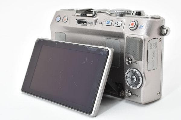 オリンパス Olympus E-PL3 レンズセット バッテリーx２ミラーレス