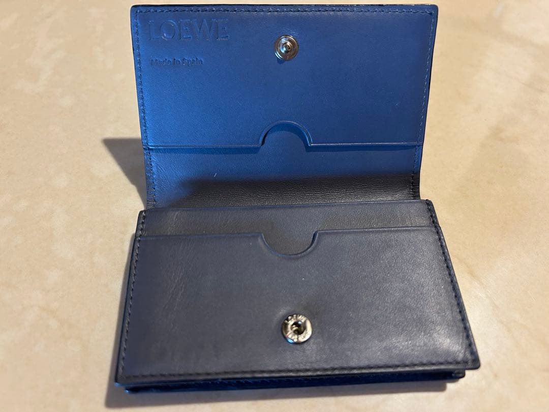 ロエベ　レザー名刺入れ　ネイビー