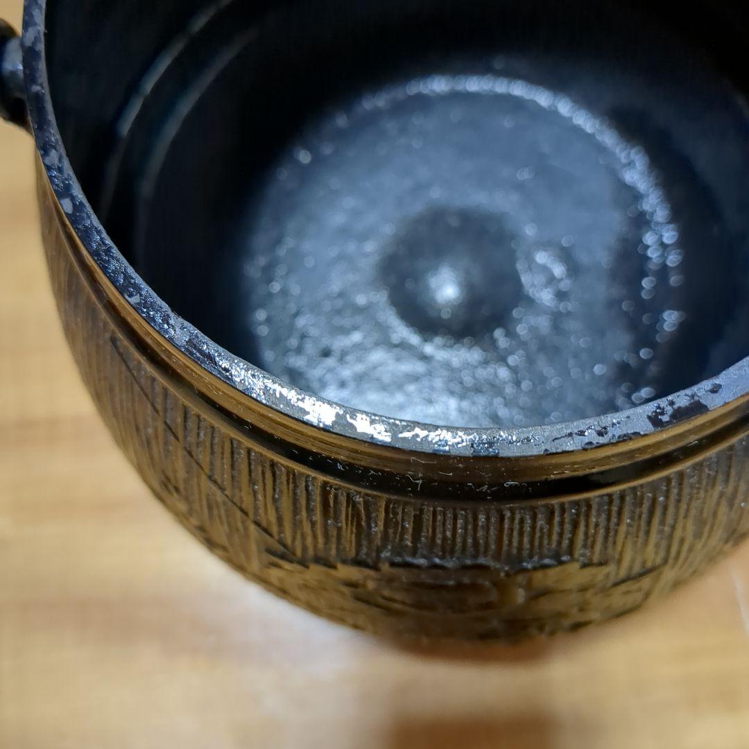 南部鉄瓶　昭和期造牡丹模様