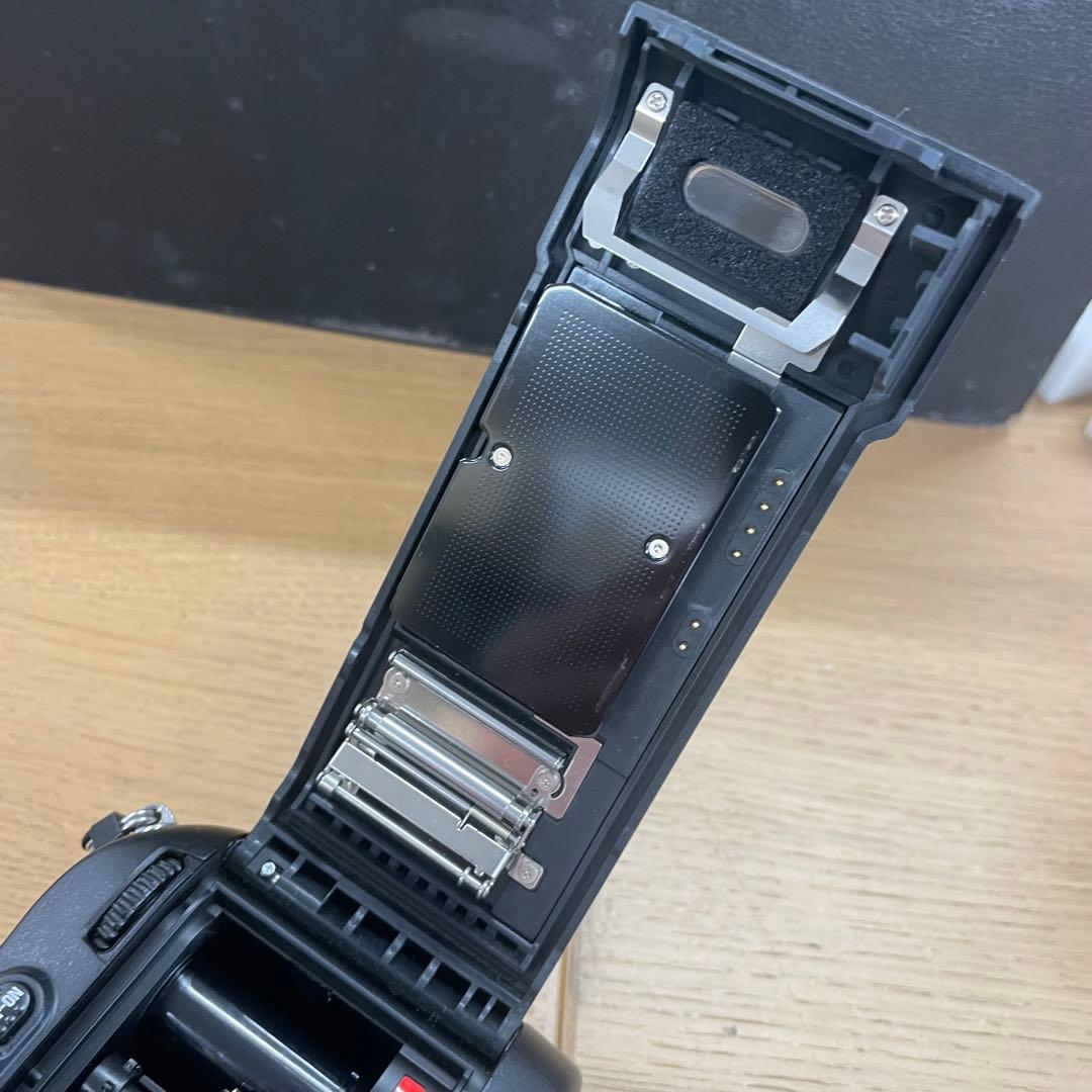 Nikon F100 ボディ 一眼レフ フィルムカメラ