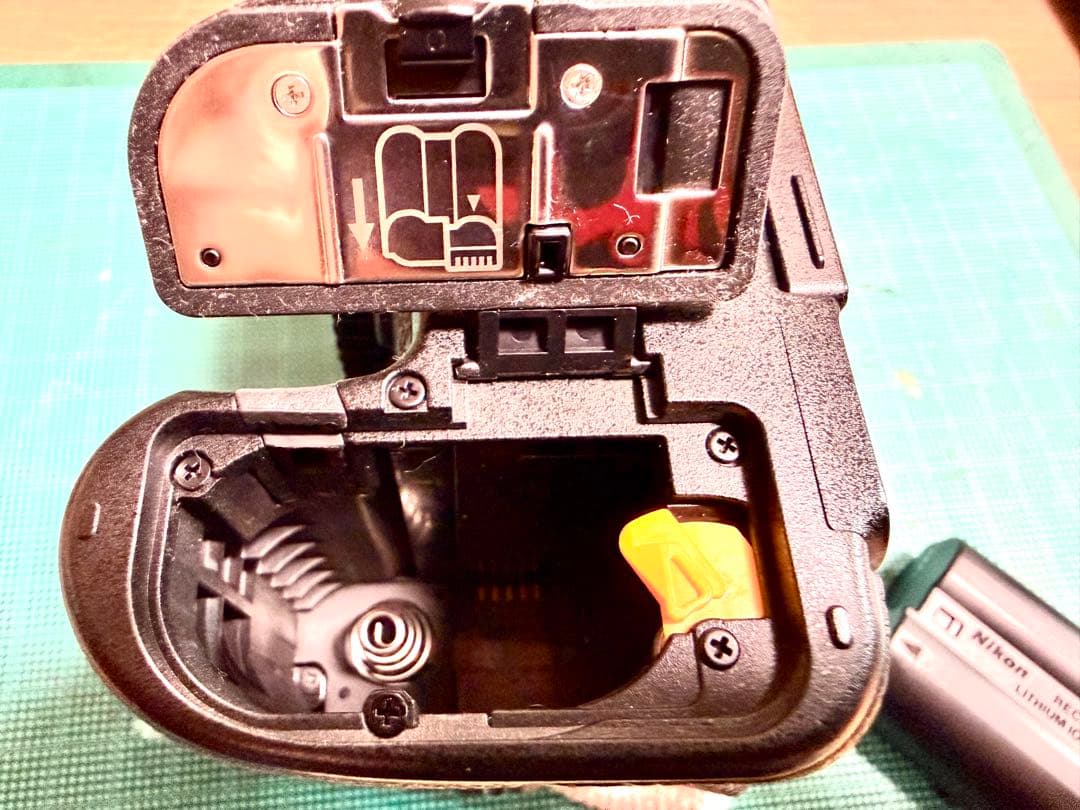 Nikon ニコン　Z5ボディ　美品防湿庫保存　ショット数極小9517枚