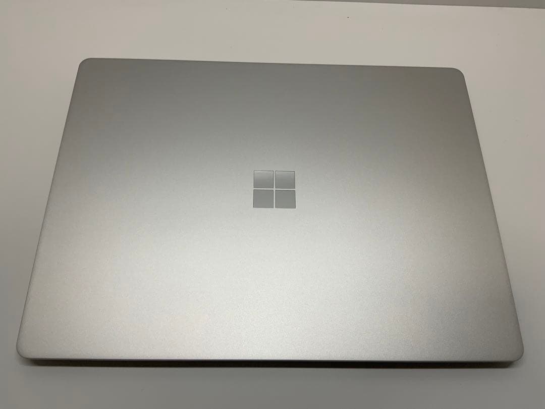 美品 Surface Laptop Go 3 Core i5 8GB 128GB