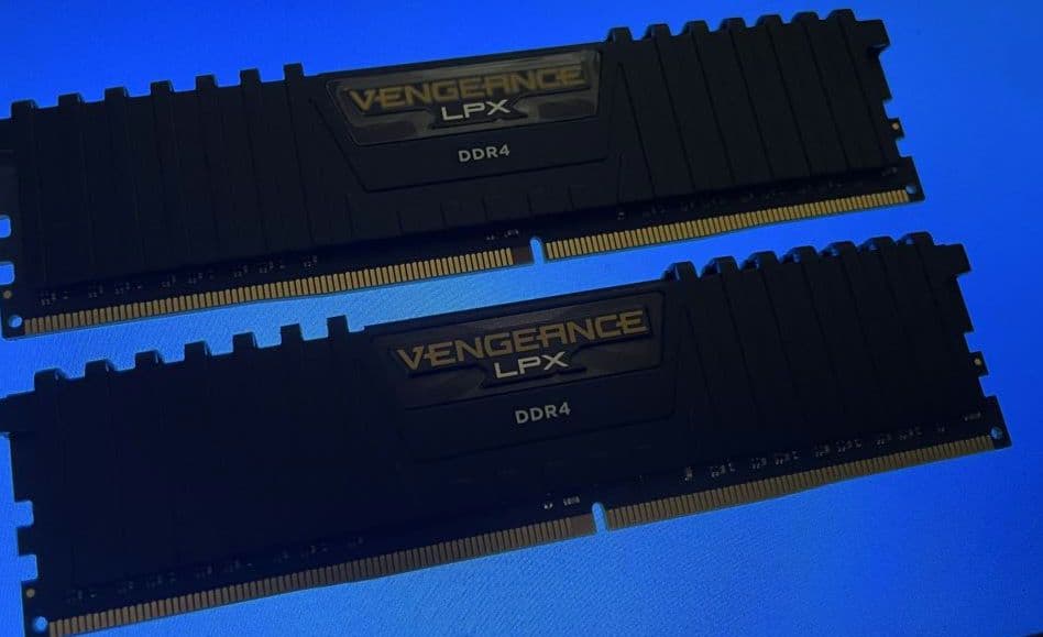 corsair DDR4 3200 8GB ×2 計 16GB