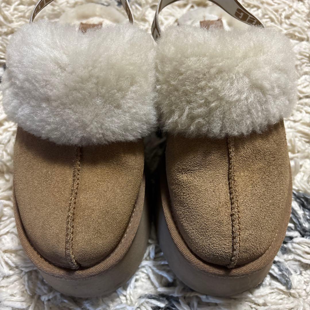 即購入可　UGG プラットフォームサンダル 厚底　ファンケット ブーツ