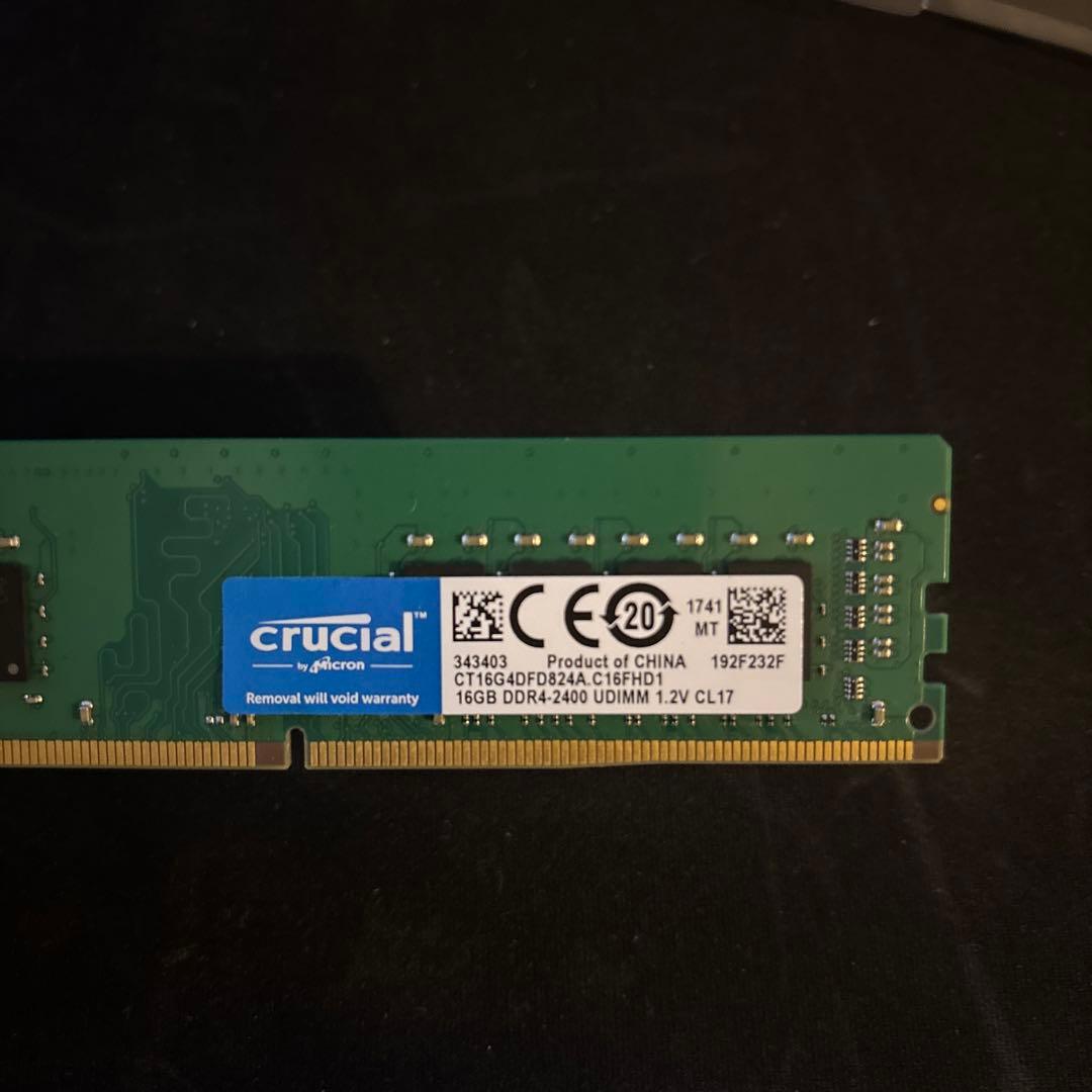 メモリー Crucial DDR4 32GB 2400MHz