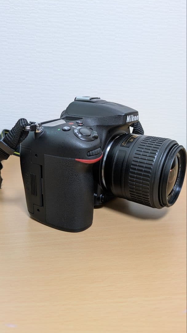 美品Nikon D7100 ボディ + AF-S 18-55mmVRレンズセット