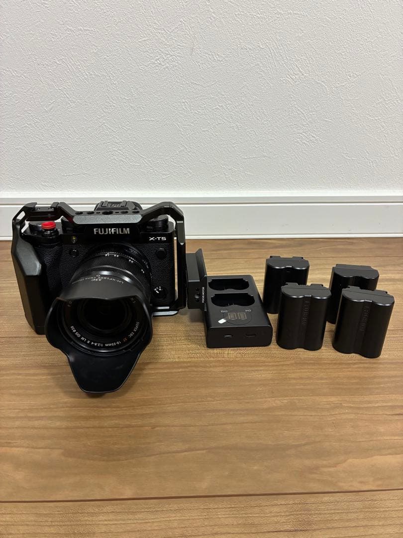 【Tony】FUJIFILM X-T5本体とXF18-55mmレンズセット