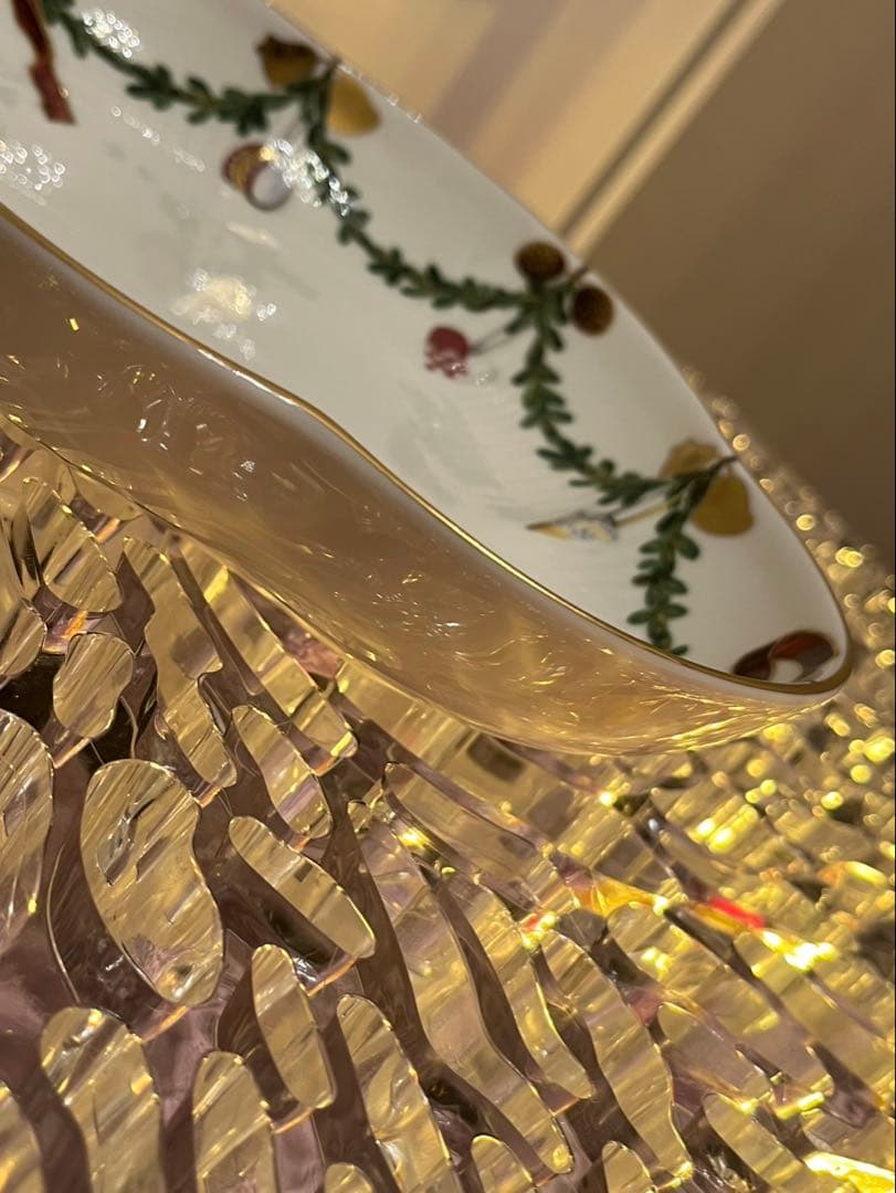 ⭐️新品未使用⭐️ スターフルーテッド クリスマス ディッシュ２枚18cm〜22cm