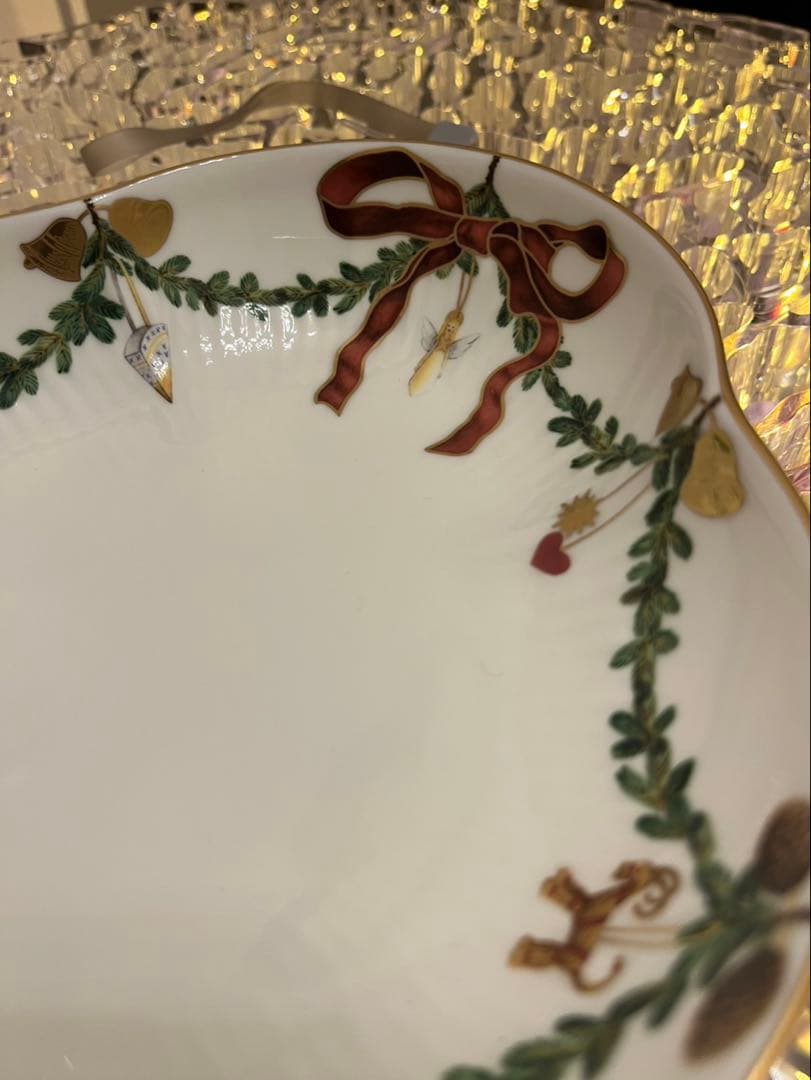 ⭐️新品未使用⭐️ スターフルーテッド クリスマス ディッシュ２枚18cm〜22cm