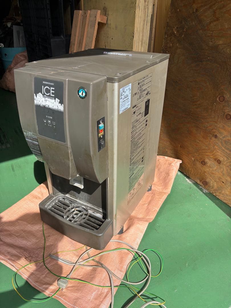 ホシザキ　チップアイスディスペンサー　DCM-70K