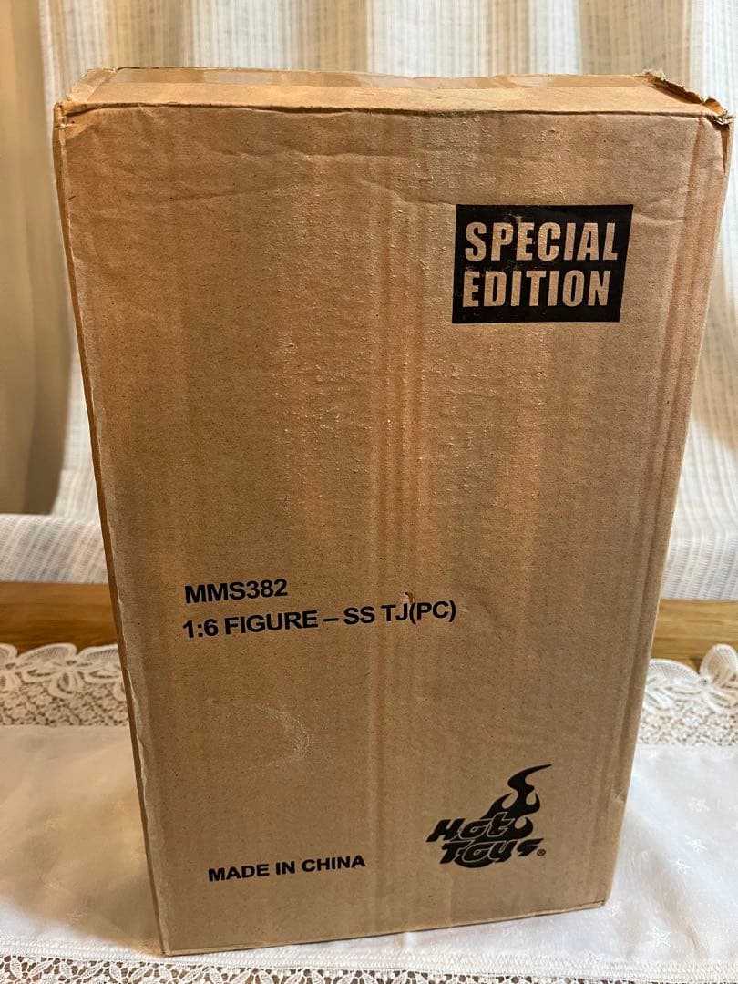 ホットトイズ　ザ・ジョーカー　スーサイド・スクワッド　パープルコート　DC