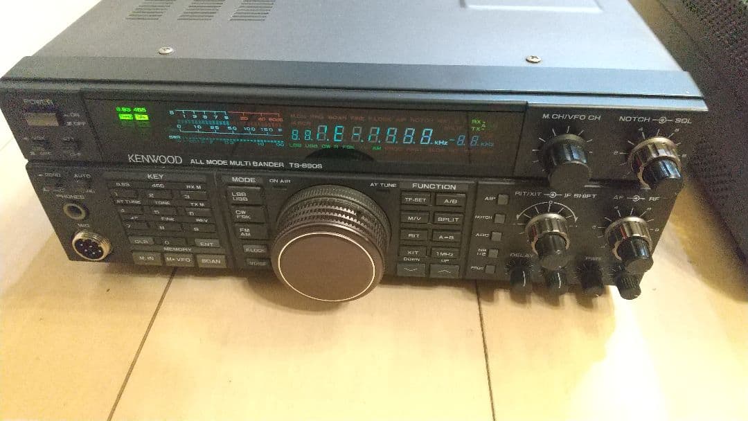 【希少】KENWOOD TS-690Sトランシーバー 通電確認済 取扱説明書付き