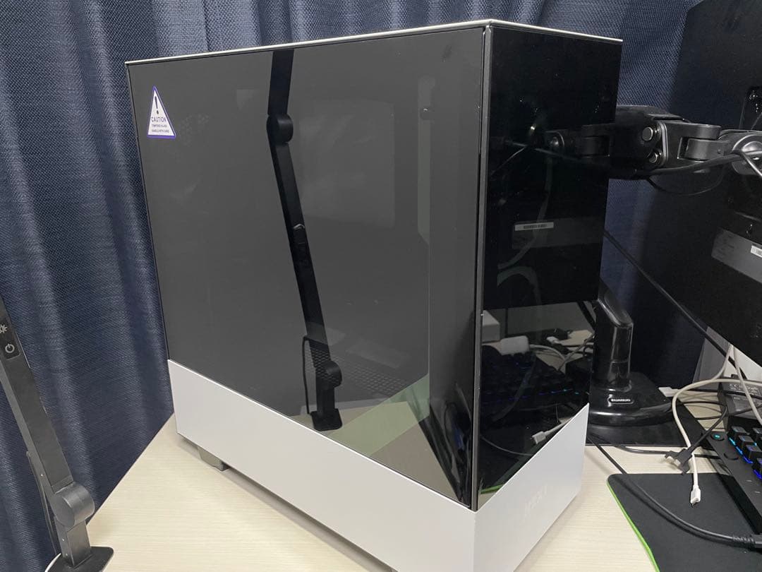 NZXT H510 ELITE ミッドタワーケース