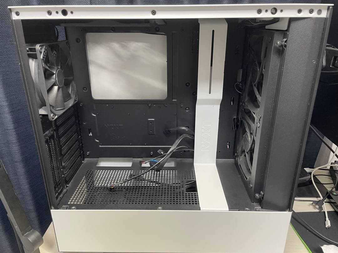 NZXT H510 ELITE ミッドタワーケース