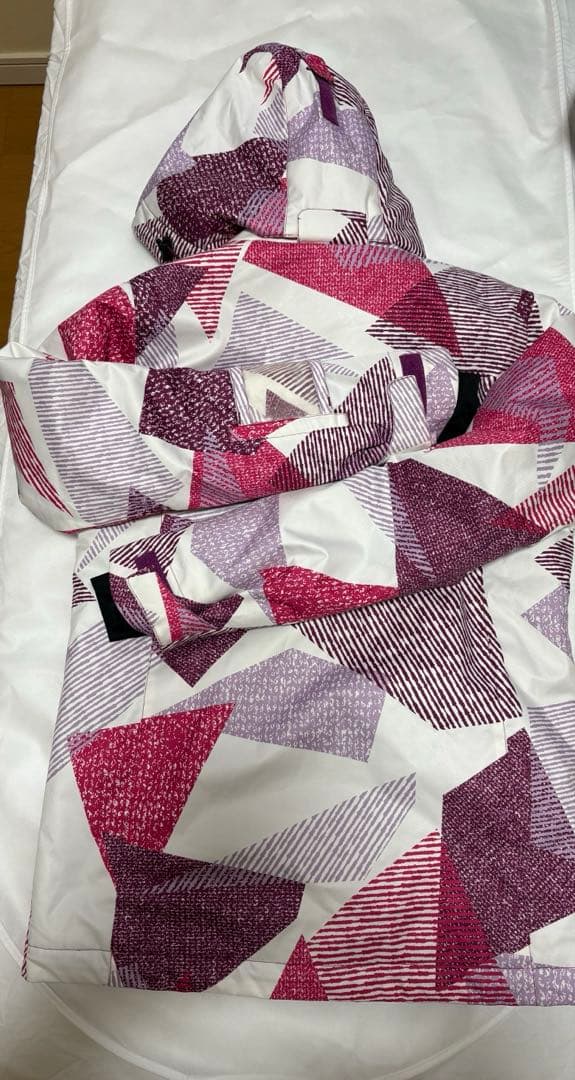 【美品】オンヨネスキーウェア新品 耐水圧10000mmピンク