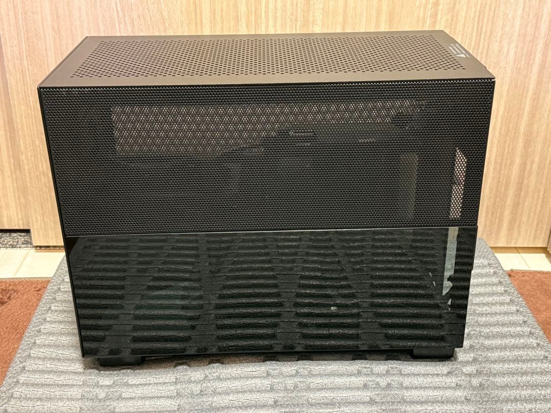 LIAN LI Q58 pcケース　リアンリ　Mini-ITX