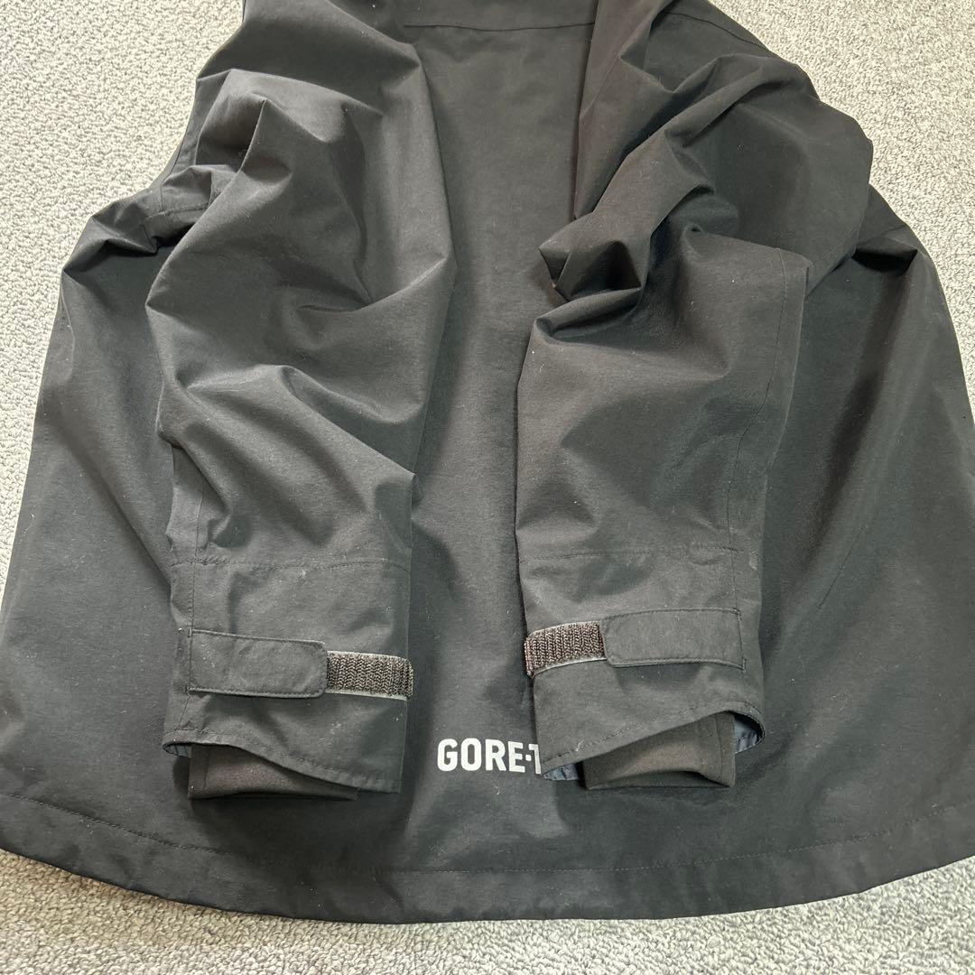 最終価格‼️ダイワ　ゴアテェックスレインウェア上下セット　Mサイズ