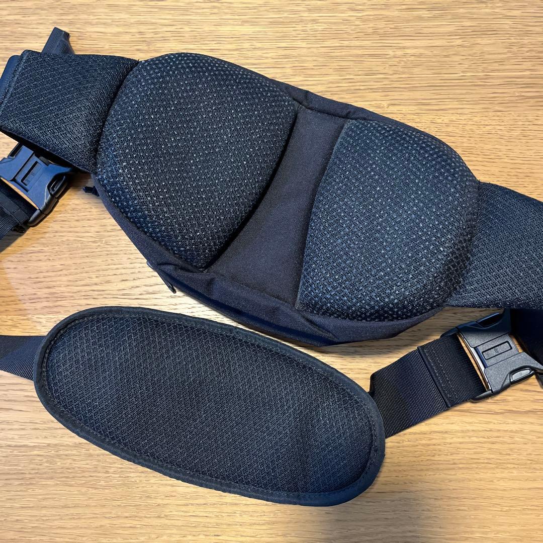 美品✨Huggo ハグー ヒップシート 巾着付き ウエストポーチ 黒 ナイロン