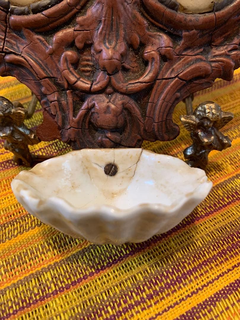 フランス製　アンティークのレアなメダイヨンのガラスドームが2個付いてます！繊細！