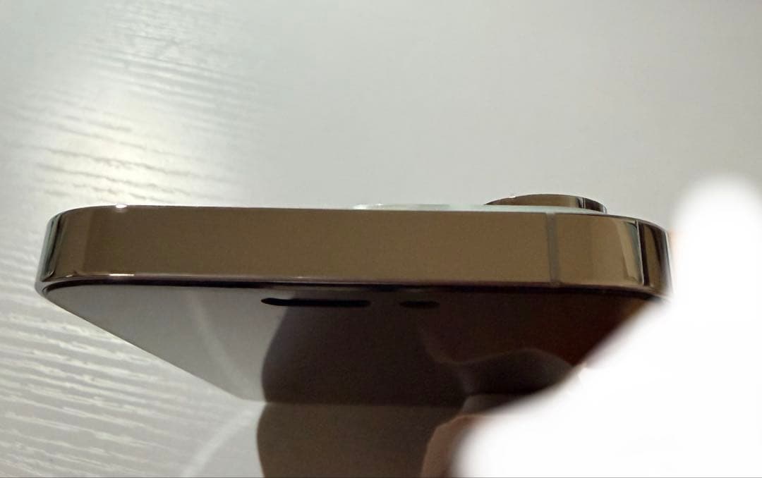 スマートフォン本体 moshi