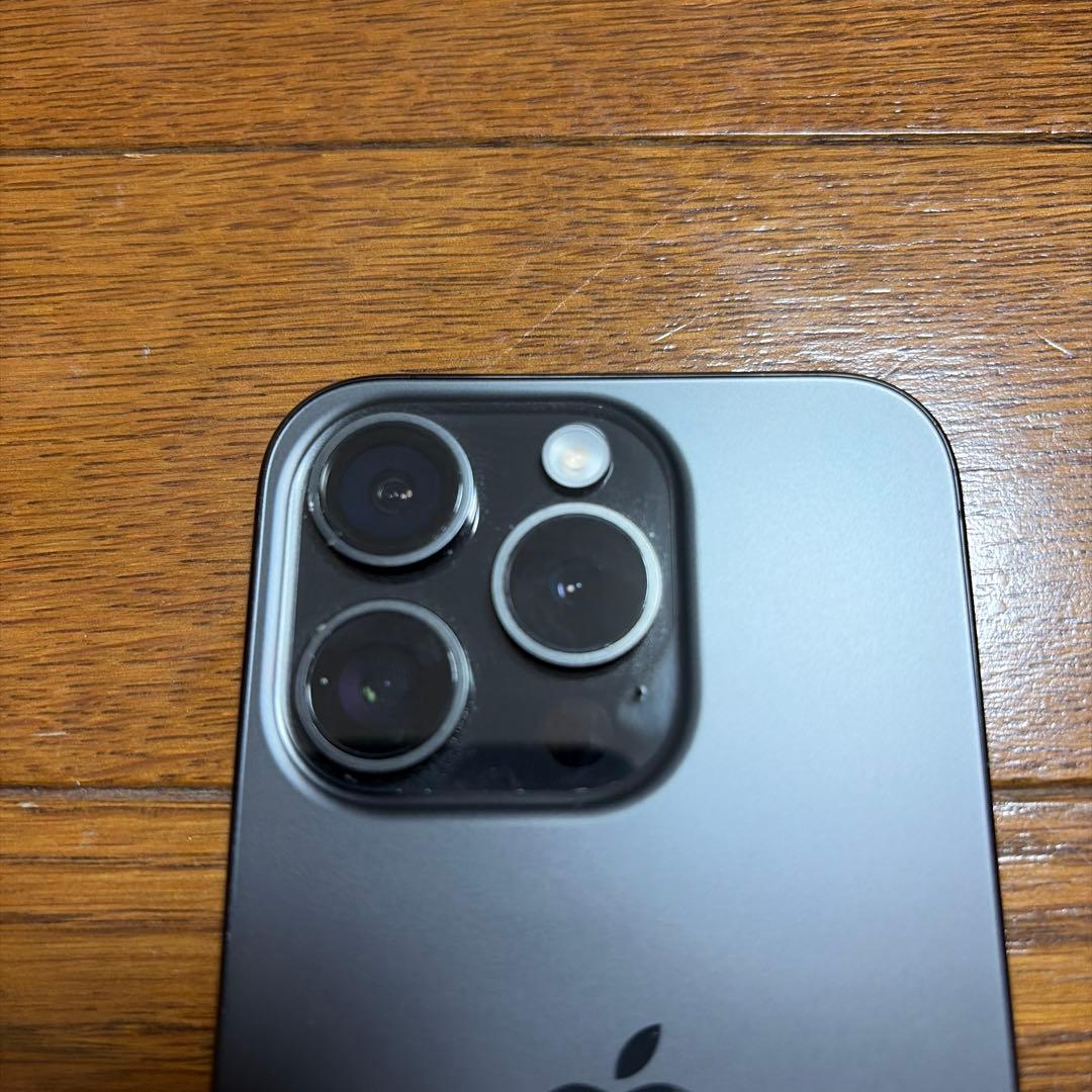 iPhone15Pro ブラックチタニウム 本体 箱付き