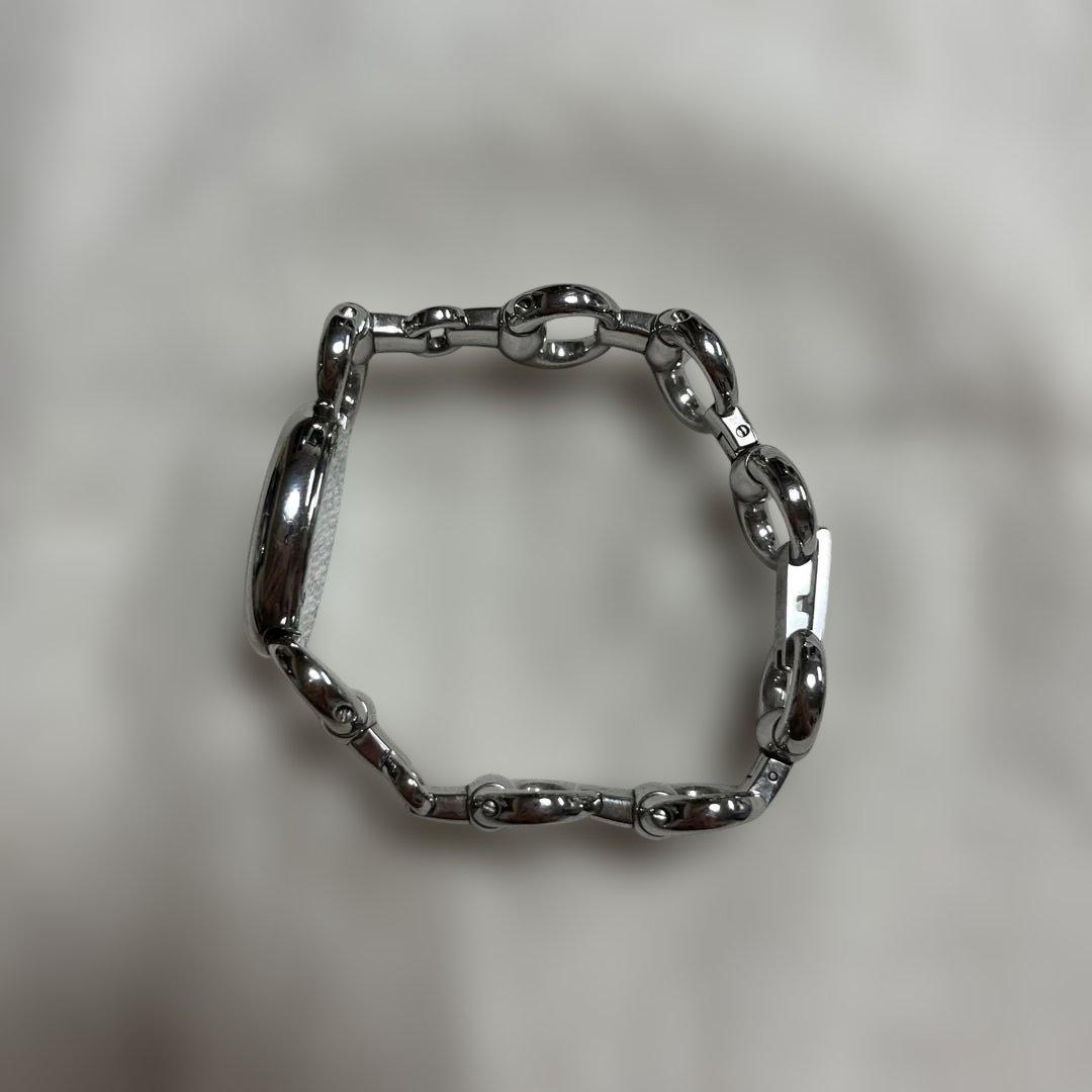 【期間限定値下げ〜10/23】GUCCI シルバー オーバルブレスレットウォッチ