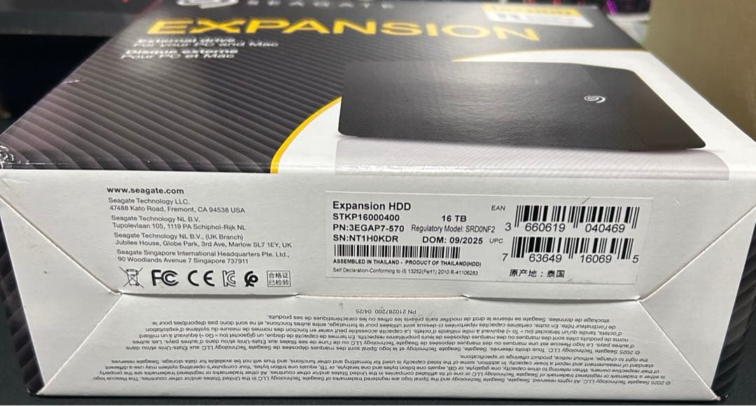 Seagate Expansion デスクトップ 3.5インチ 16TB