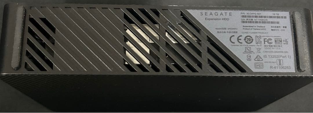 Seagate Expansion デスクトップ 3.5インチ 16TB