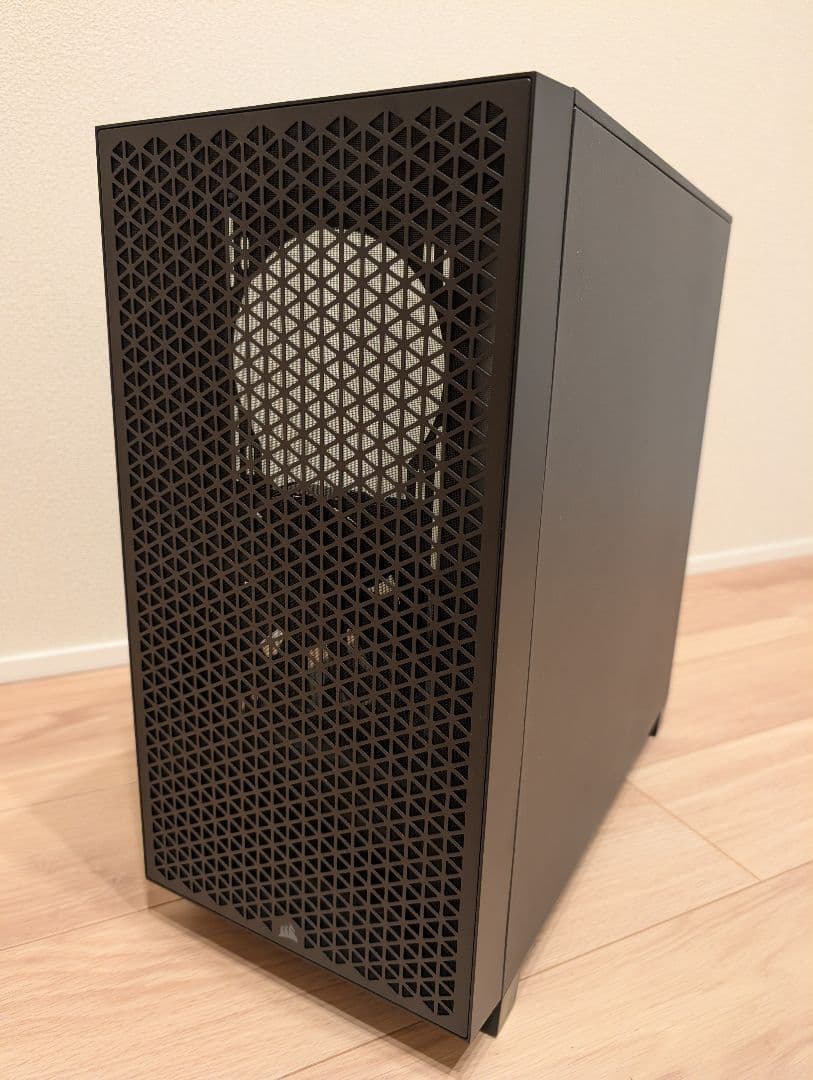 ミドルタワーPCケース：Corsair 3000D AIRFLOW