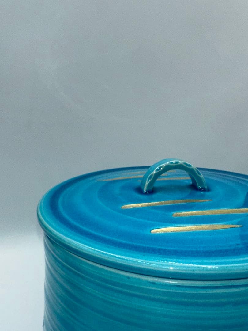 浅黄交趾荒磯　皆具　叶松谷作