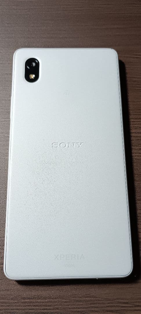 Xperia Ace III SOG08　グレー