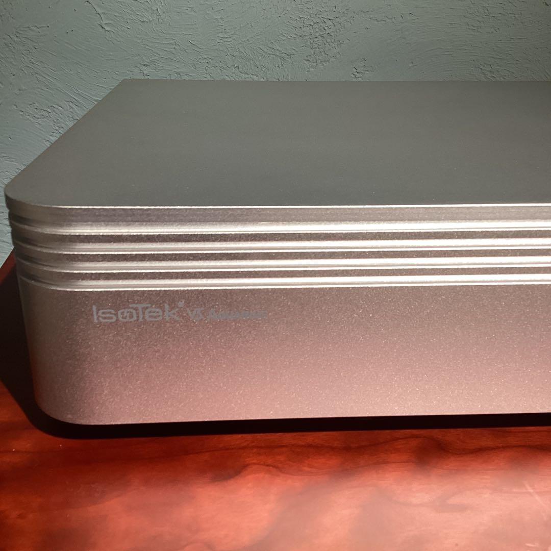 IsoTek V5 AQUARIUS パワー・コンディショナー