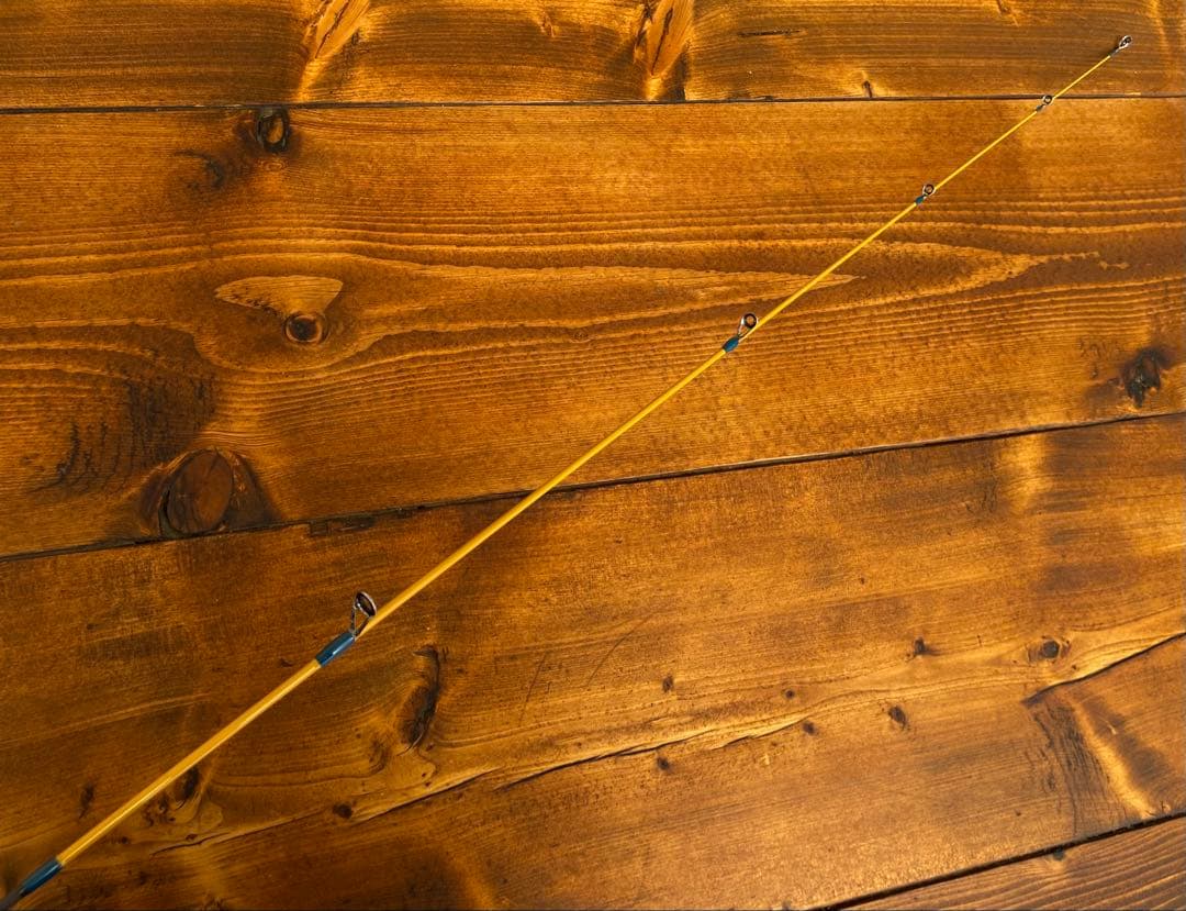 カーボンロッド　トラウトロッド　ベイトロッド　C562UL ウッドグリップ