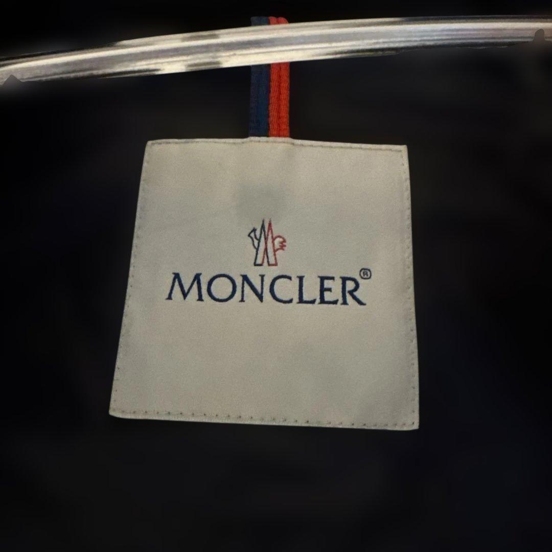 MONCLER ブラック ダウンジャケット はんなり様