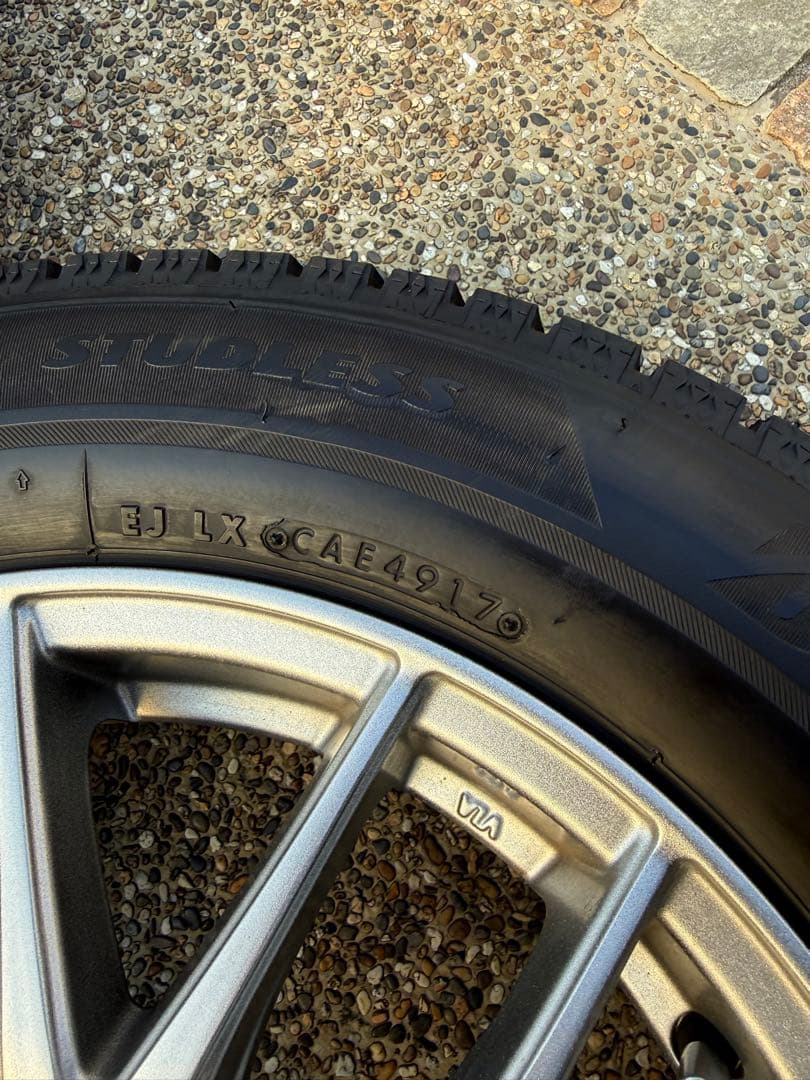 【美品】VRX2 185/65R15スタッドレス4本15×6J PCD114.3