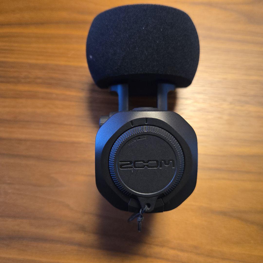 Q8n-4K ZOOM コンパクトマイク ウィンドシールド付き