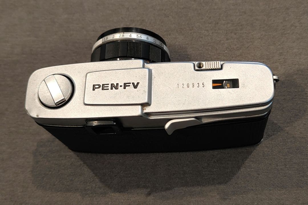 フィルムカメラ OLYMPUS-PEN FV