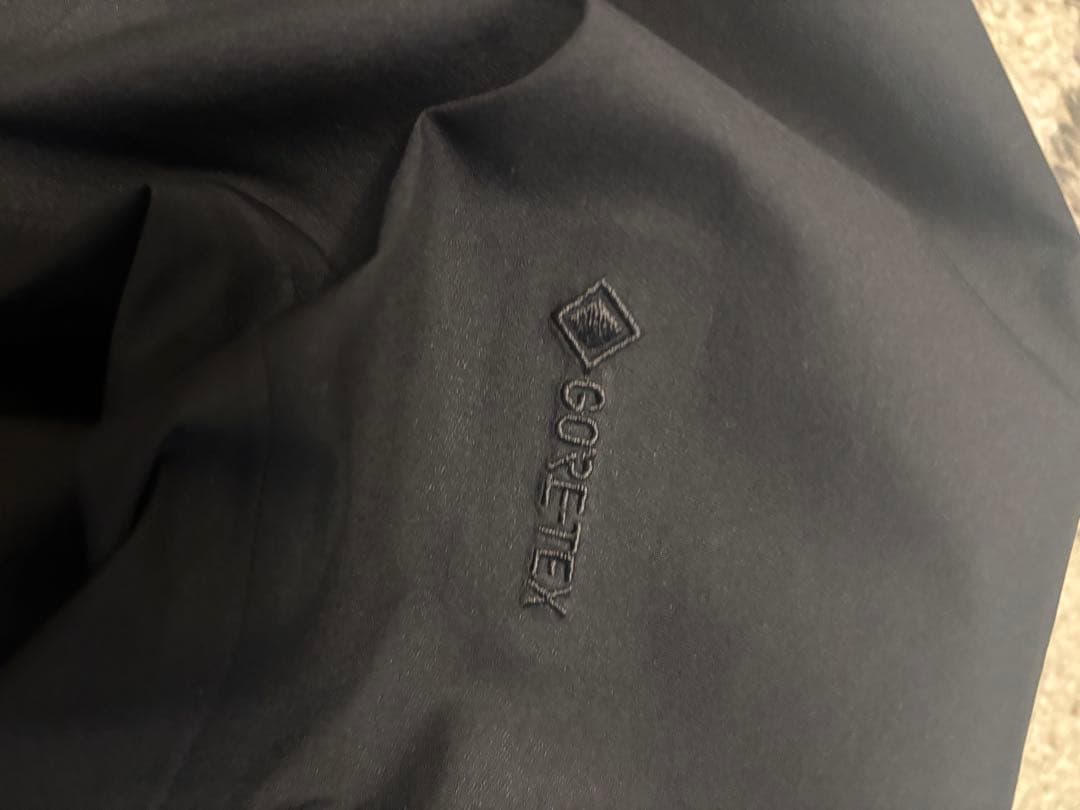 ARC'TERYX ベータジャケット　ワードロゴ　Mサイズ