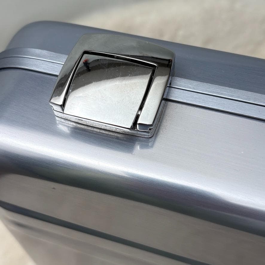 美品✨ゼロハリバートン アタッシュケース USA製 シルバー