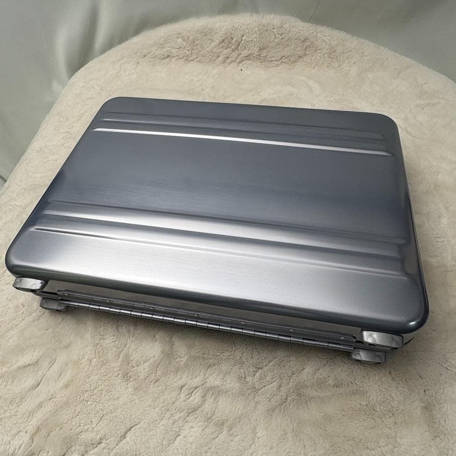 美品✨ゼロハリバートン アタッシュケース USA製 シルバー