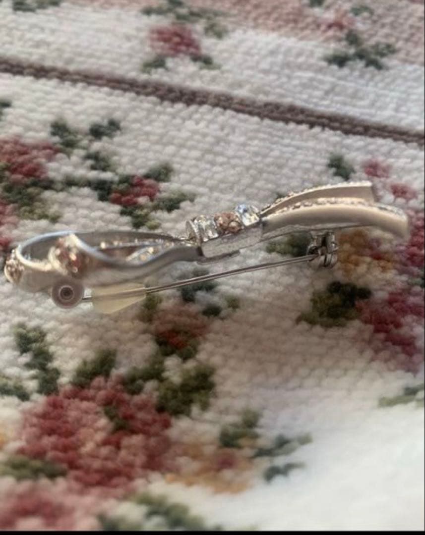 【美品】FOXEY ˚✧₊リボン型ブローチ˚✧₊⁎